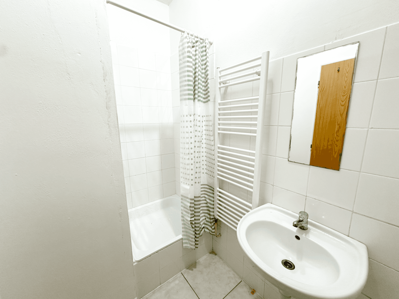 Pronájem bytu 1+kk 26 m², Okružní, Brno, Jihomoravský kraj Pronájem bytu 1+kk 26 m², Okružní, Brno, Jihomoravský kraj