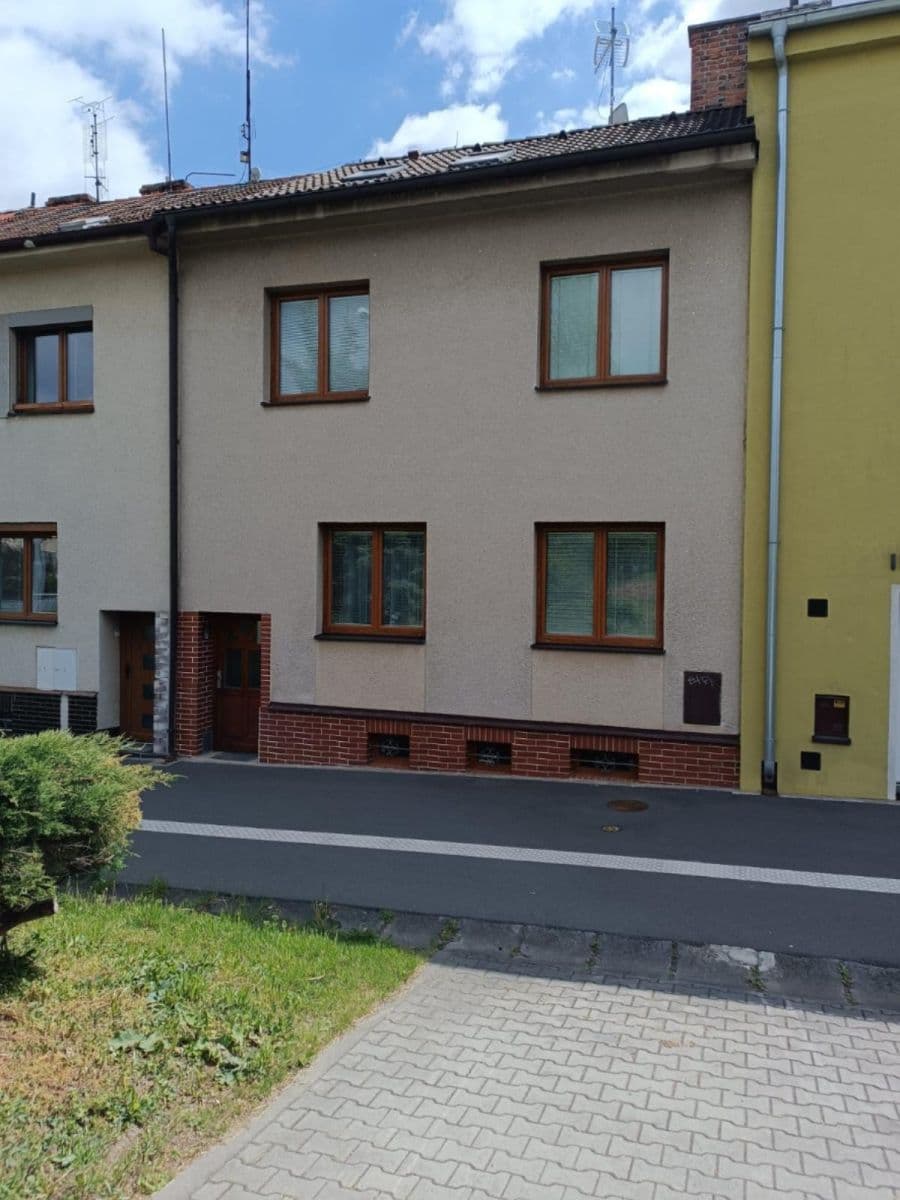Prodej domu 223 m², pozemek 173 m², Lidická, Plzeň, Plzeňský kraj Prodej domu 223 m², pozemek 173 m², Lidická, Plzeň, Plzeňský kraj