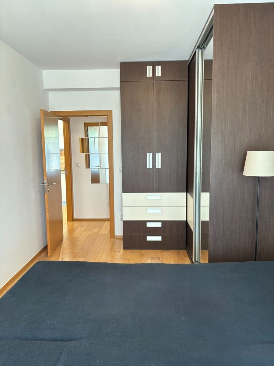 Pronájem bytu 2+kk 44 m², U Sladovny, Praha, Praha Pronájem bytu 2+kk 44 m², U Sladovny, Praha, Praha