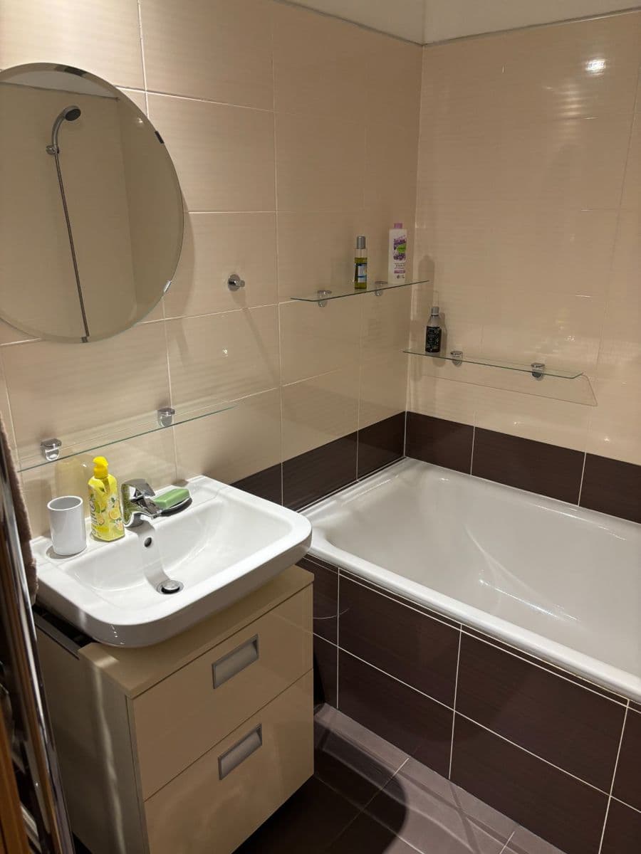 Pronájem bytu 2+kk 44 m², U Sladovny, Praha, Praha Pronájem bytu 2+kk 44 m², U Sladovny, Praha, Praha