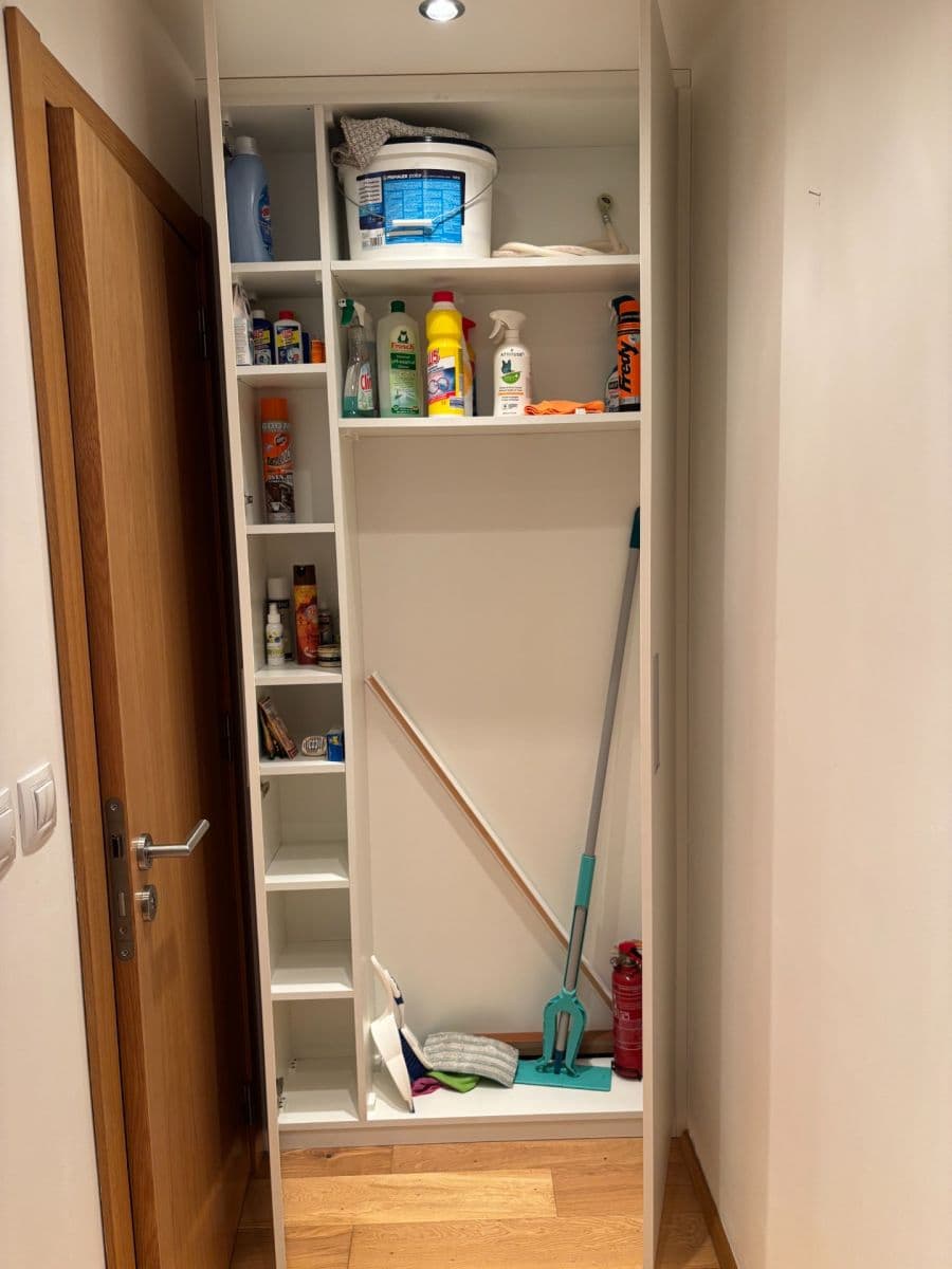 Pronájem bytu 2+kk 44 m², U Sladovny, Praha, Praha Pronájem bytu 2+kk 44 m², U Sladovny, Praha, Praha