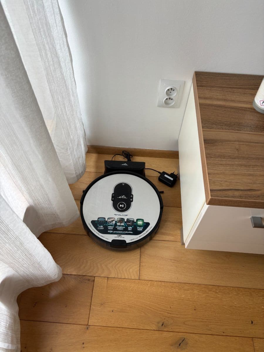 Pronájem bytu 2+kk 44 m², U Sladovny, Praha, Praha Pronájem bytu 2+kk 44 m², U Sladovny, Praha, Praha