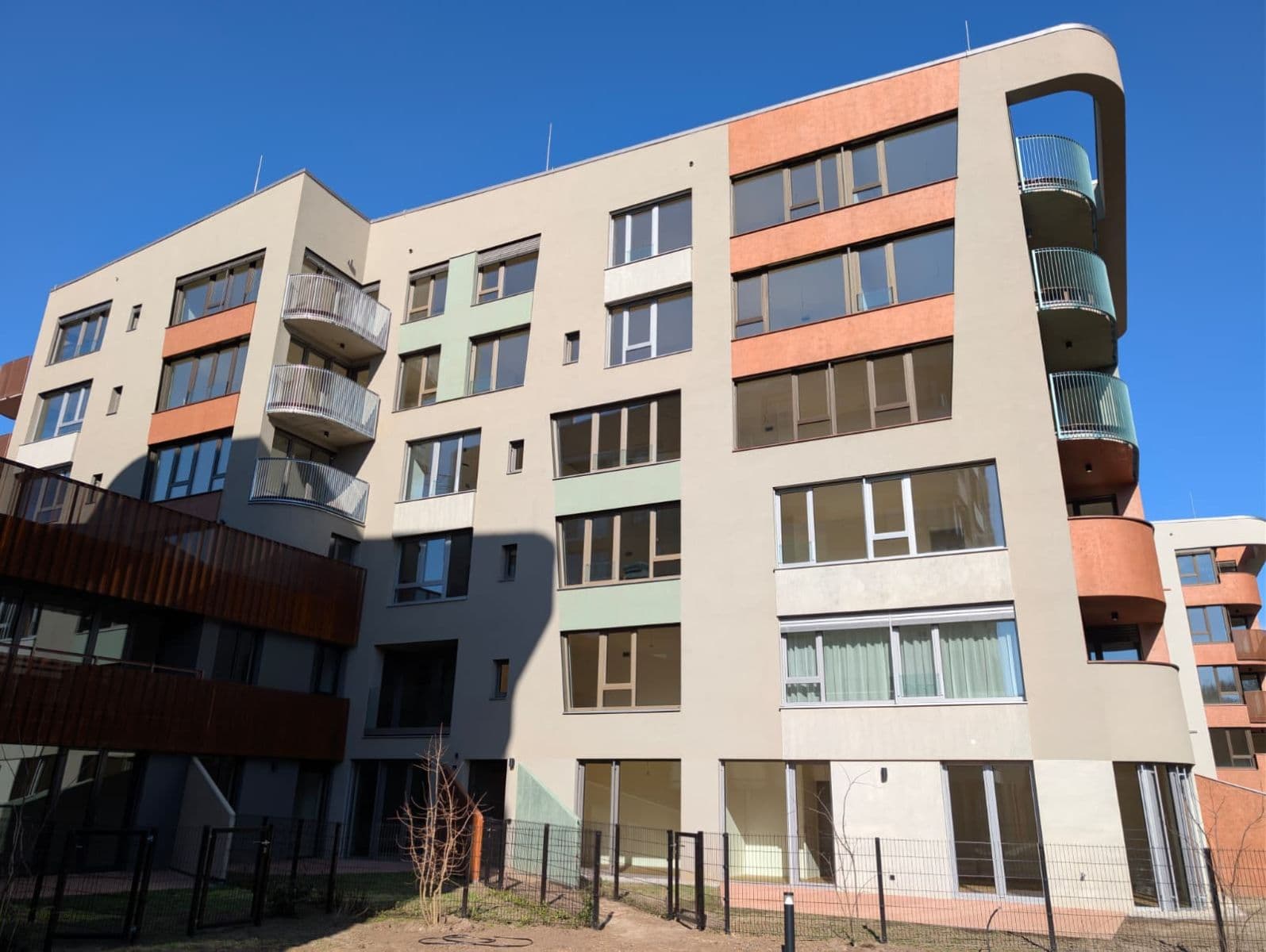 Pronájem bytu 1+kk 29 m², U Komína, Praha, Praha Pronájem bytu 1+kk 29 m², U Komína, Praha, Praha