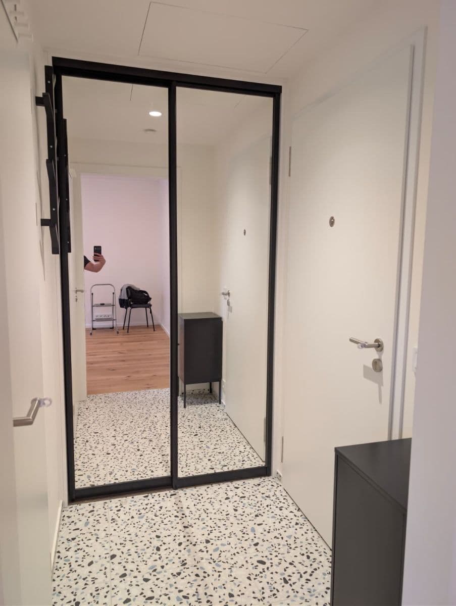 Pronájem bytu 1+kk 29 m², U Komína, Praha, Praha Pronájem bytu 1+kk 29 m², U Komína, Praha, Praha