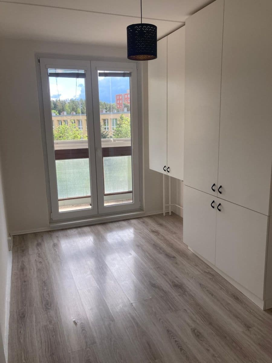 Pronájem bytu 2+kk 45 m², Urbánkova, Praha, Praha Pronájem bytu 2+kk 45 m², Urbánkova, Praha, Praha