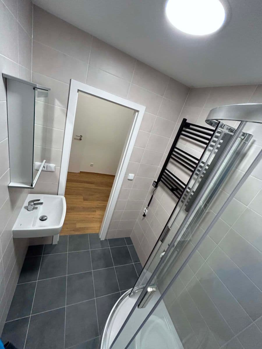 Pronájem bytu 2+kk 43 m², Žerotínova, Praha, Praha Pronájem bytu 2+kk 43 m², Žerotínova, Praha, Praha