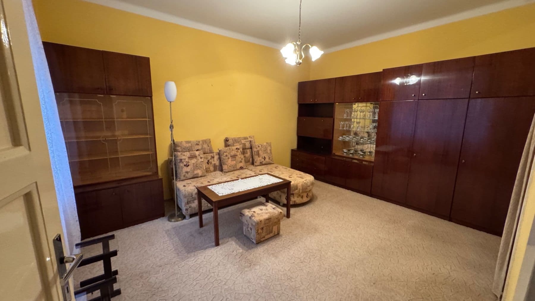 Prodej bytu 1+1 38 m², U Skládky, Praha, Praha Prodej bytu 1+1 38 m², U Skládky, Praha, Praha