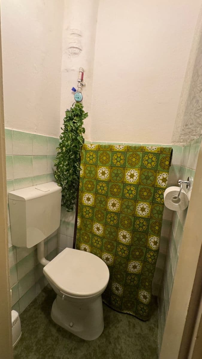 Prodej bytu 1+1 38 m², U Skládky, Praha, Praha Prodej bytu 1+1 38 m², U Skládky, Praha, Praha