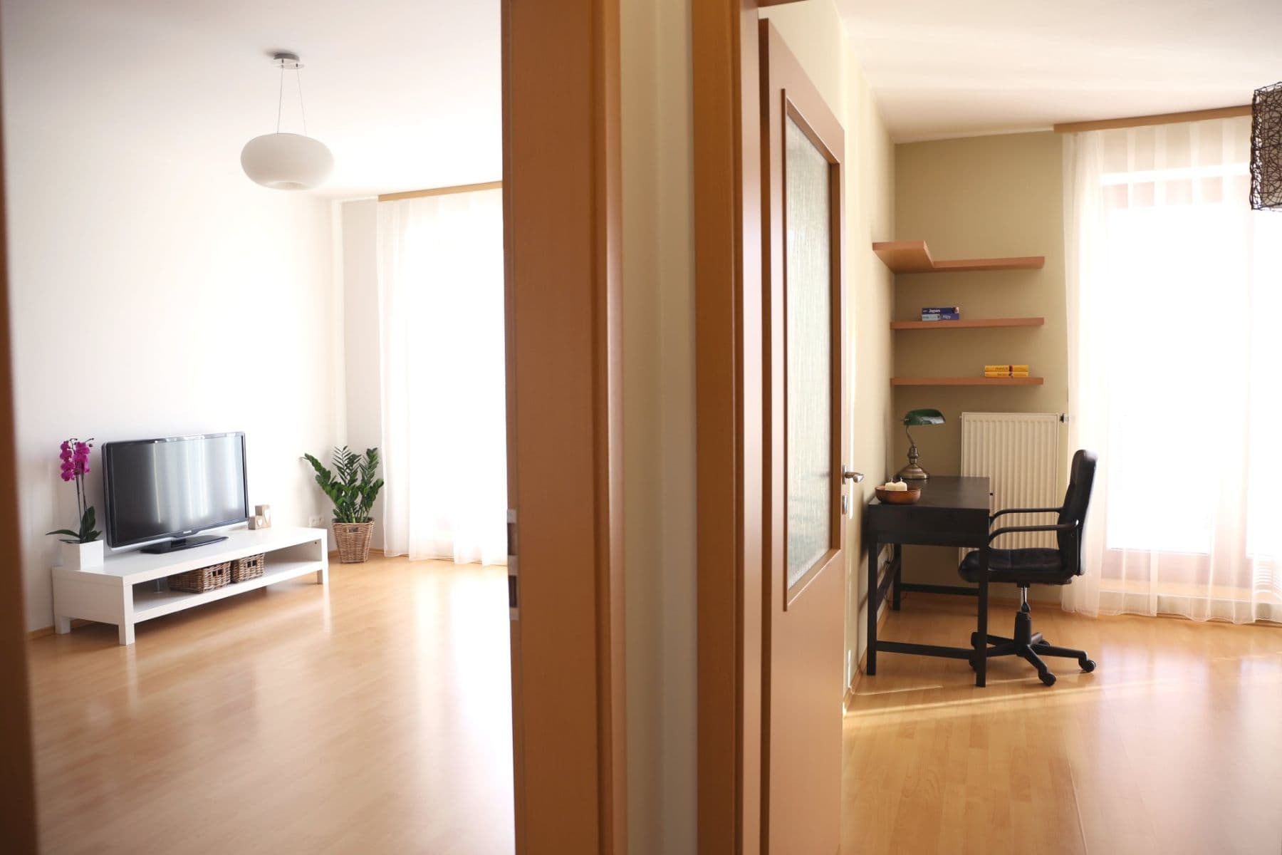 Pronájem bytu 2+kk 57 m², Lomená, Zbuzany, Středočeský kraj Pronájem bytu 2+kk 57 m², Lomená, Zbuzany, Středočeský kraj