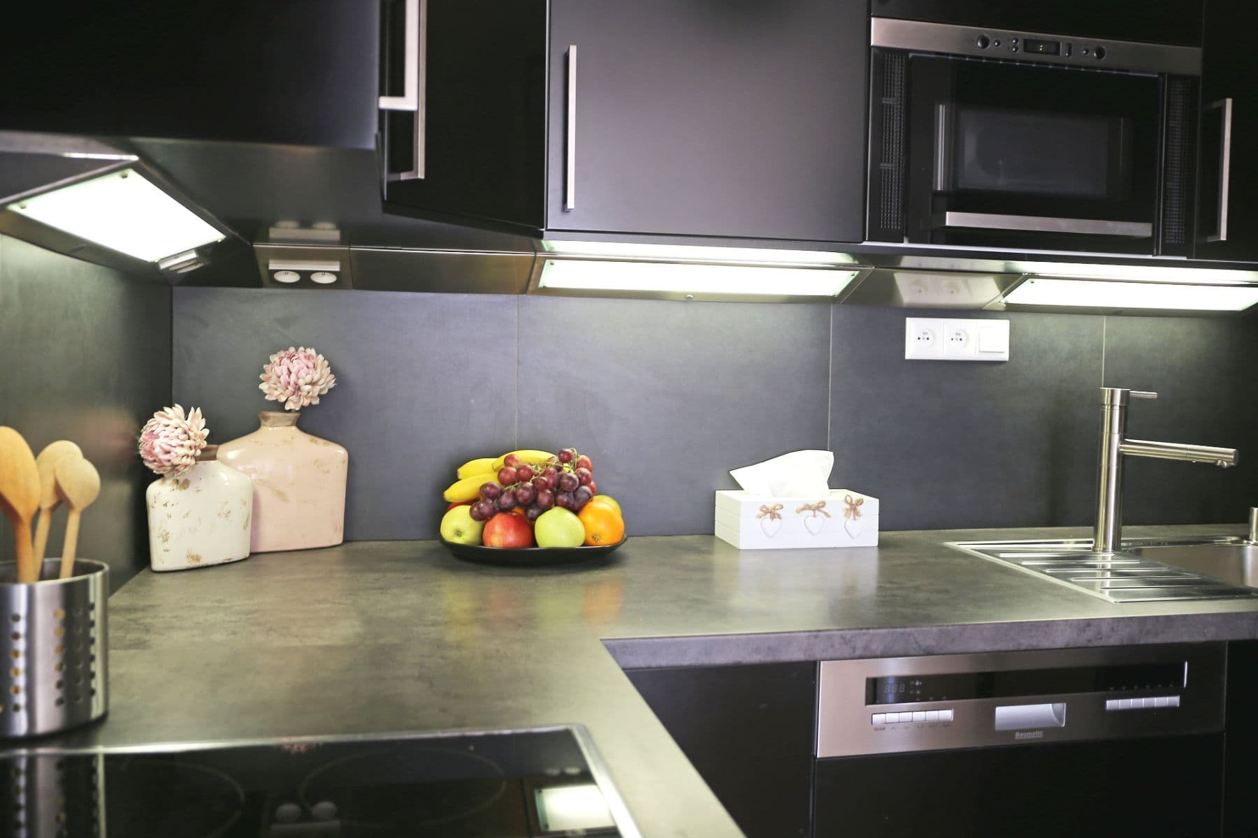 Pronájem bytu 2+kk 57 m², Lomená, Zbuzany, Středočeský kraj Pronájem bytu 2+kk 57 m², Lomená, Zbuzany, Středočeský kraj
