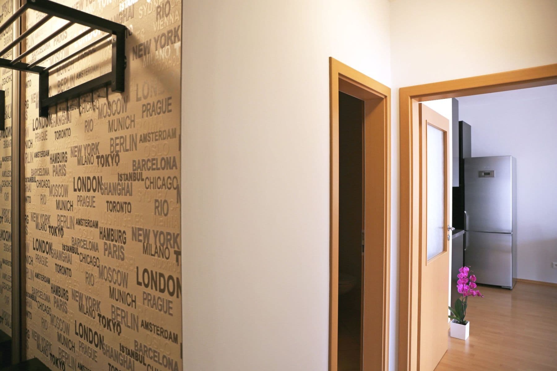 Pronájem bytu 2+kk 57 m², Lomená, Zbuzany, Středočeský kraj Pronájem bytu 2+kk 57 m², Lomená, Zbuzany, Středočeský kraj