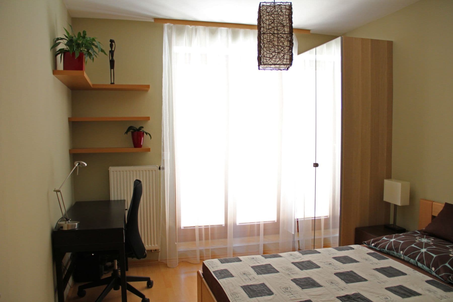 Pronájem bytu 2+kk 57 m², Lomená, Zbuzany, Středočeský kraj Pronájem bytu 2+kk 57 m², Lomená, Zbuzany, Středočeský kraj