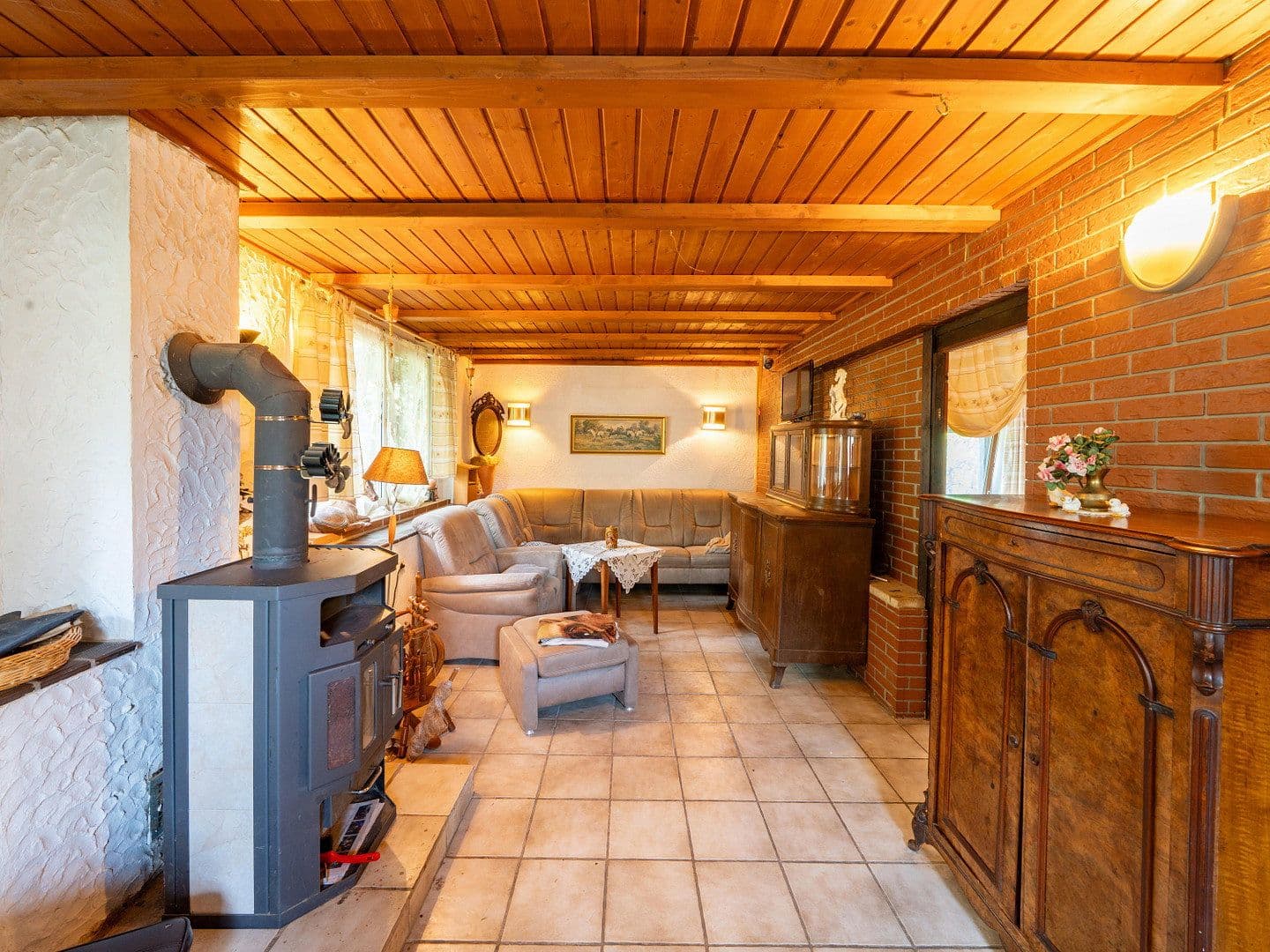 Prodej domu 231 m², pozemek 3.099 m², Rinteln, Dolní Sasko Prodej domu 231 m², pozemek 3.099 m², Rinteln, Dolní Sasko