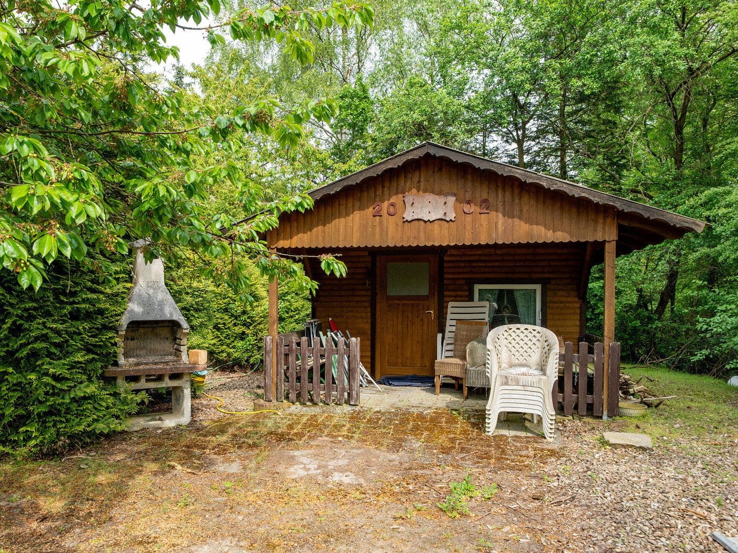 Prodej domu 231 m², pozemek 3.099 m², Rinteln, Dolní Sasko Prodej domu 231 m², pozemek 3.099 m², Rinteln, Dolní Sasko