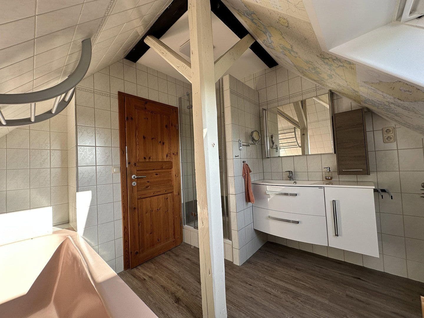 Pronájem bytu 4+1 100 m², Kiel, Šlesvicko-Holštýnsko Pronájem bytu 4+1 100 m², Kiel, Šlesvicko-Holštýnsko