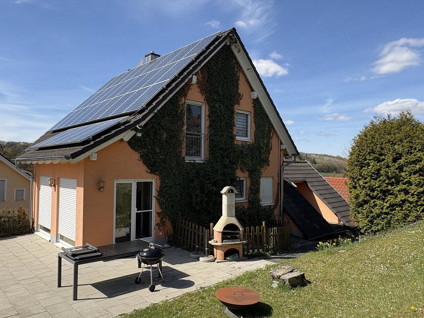 Prodej domu 185 m², pozemek 660 m², In der Beund 9, Kirchheim, Bavorsko Prodej domu 185 m², pozemek 660 m², In der Beund 9, Kirchheim, Bavorsko