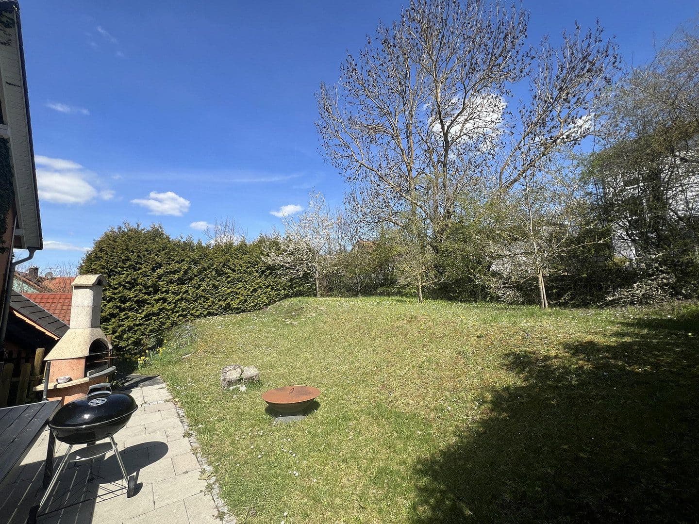 Prodej domu 185 m², pozemek 660 m², In der Beund 9, Kirchheim, Bavorsko Prodej domu 185 m², pozemek 660 m², In der Beund 9, Kirchheim, Bavorsko