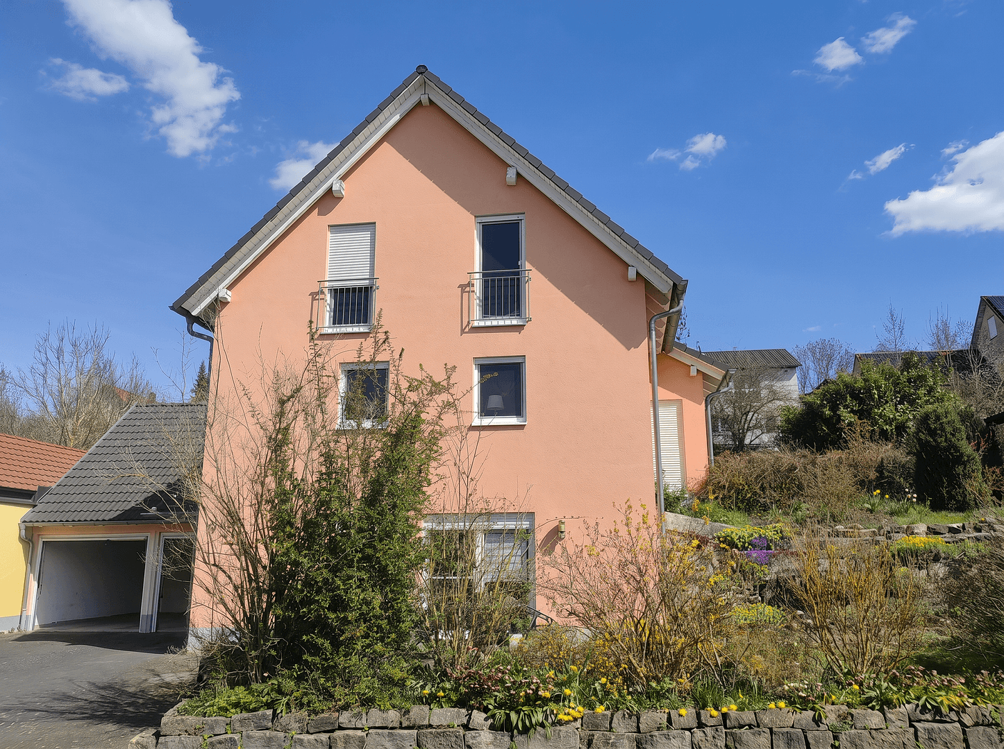 Prodej domu 185 m², pozemek 660 m², In der Beund 9, Kirchheim, Bavorsko Prodej domu 185 m², pozemek 660 m², In der Beund 9, Kirchheim, Bavorsko