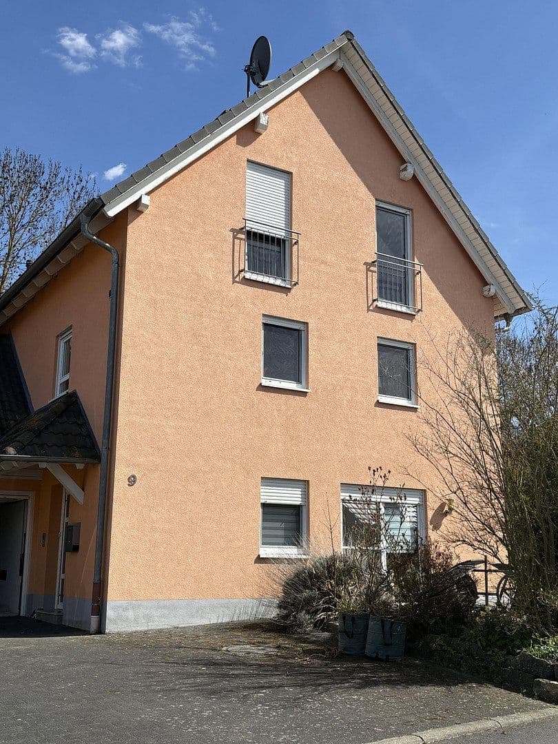 Prodej domu 185 m², pozemek 660 m², In der Beund 9, Kirchheim, Bavorsko Prodej domu 185 m², pozemek 660 m², In der Beund 9, Kirchheim, Bavorsko
