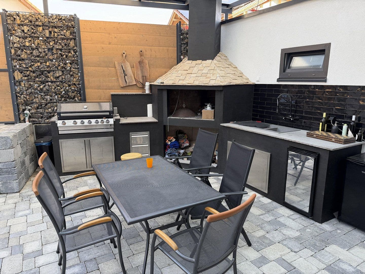 Prodej domu 173 m², pozemek 390 m², Bad Schönborn, Bádensko-Württembersko Prodej domu 173 m², pozemek 390 m², Bad Schönborn, Bádensko-Württembersko