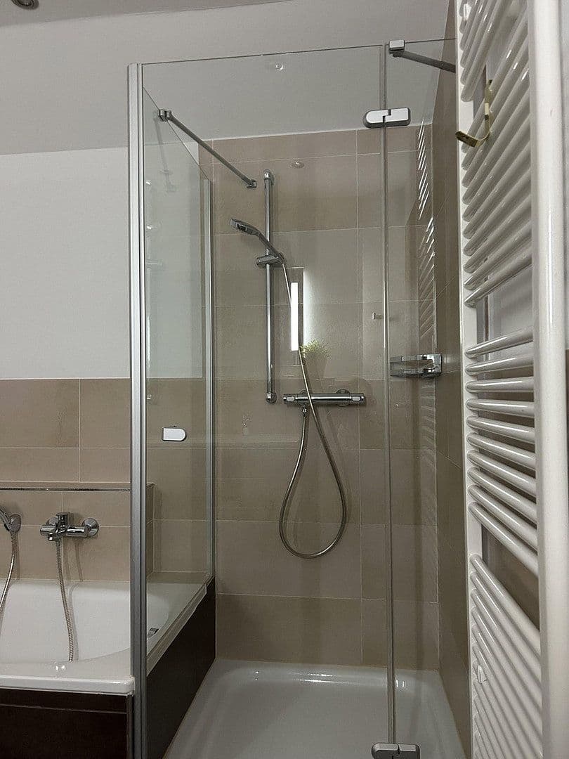 Prodej bytu 5+1 134 m², Am Deibach, Igel, Porýní-Falc Prodej bytu 5+1 134 m², Am Deibach, Igel, Porýní-Falc