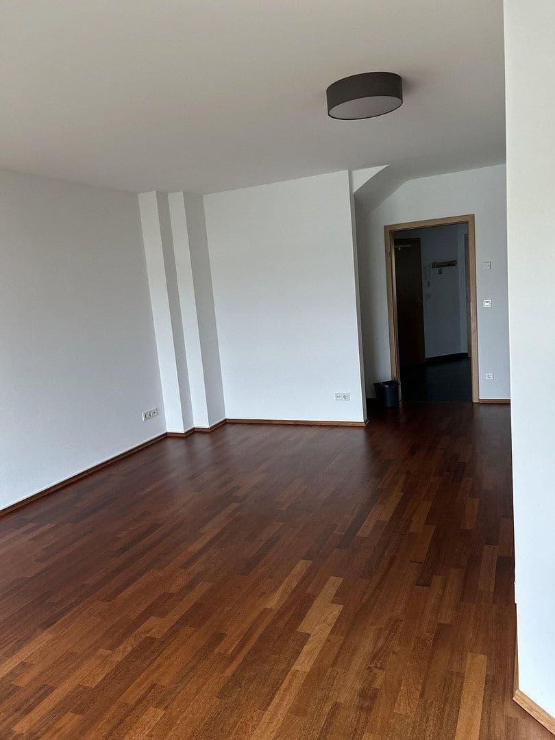 Prodej bytu 5+1 134 m², Am Deibach, Igel, Porýní-Falc Prodej bytu 5+1 134 m², Am Deibach, Igel, Porýní-Falc