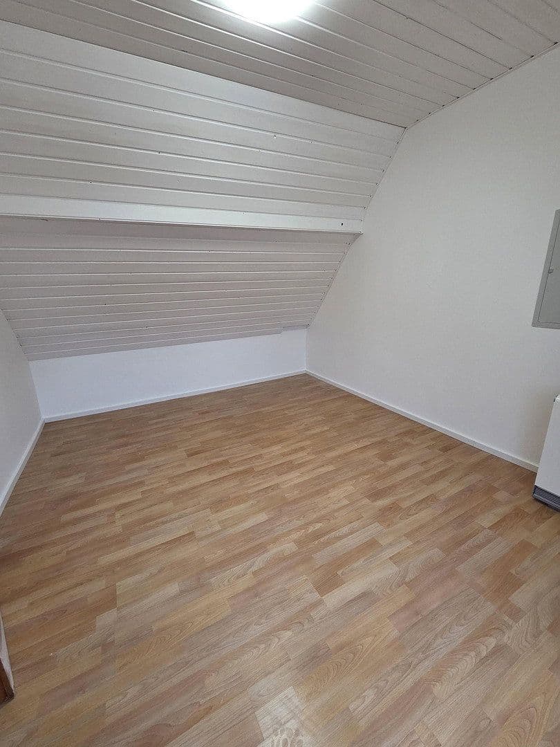 Pronájem bytu 5+1 125 m², Bahnhofstraße 5, Arnstein, Bavorsko Pronájem bytu 5+1 125 m², Bahnhofstraße 5, Arnstein, Bavorsko