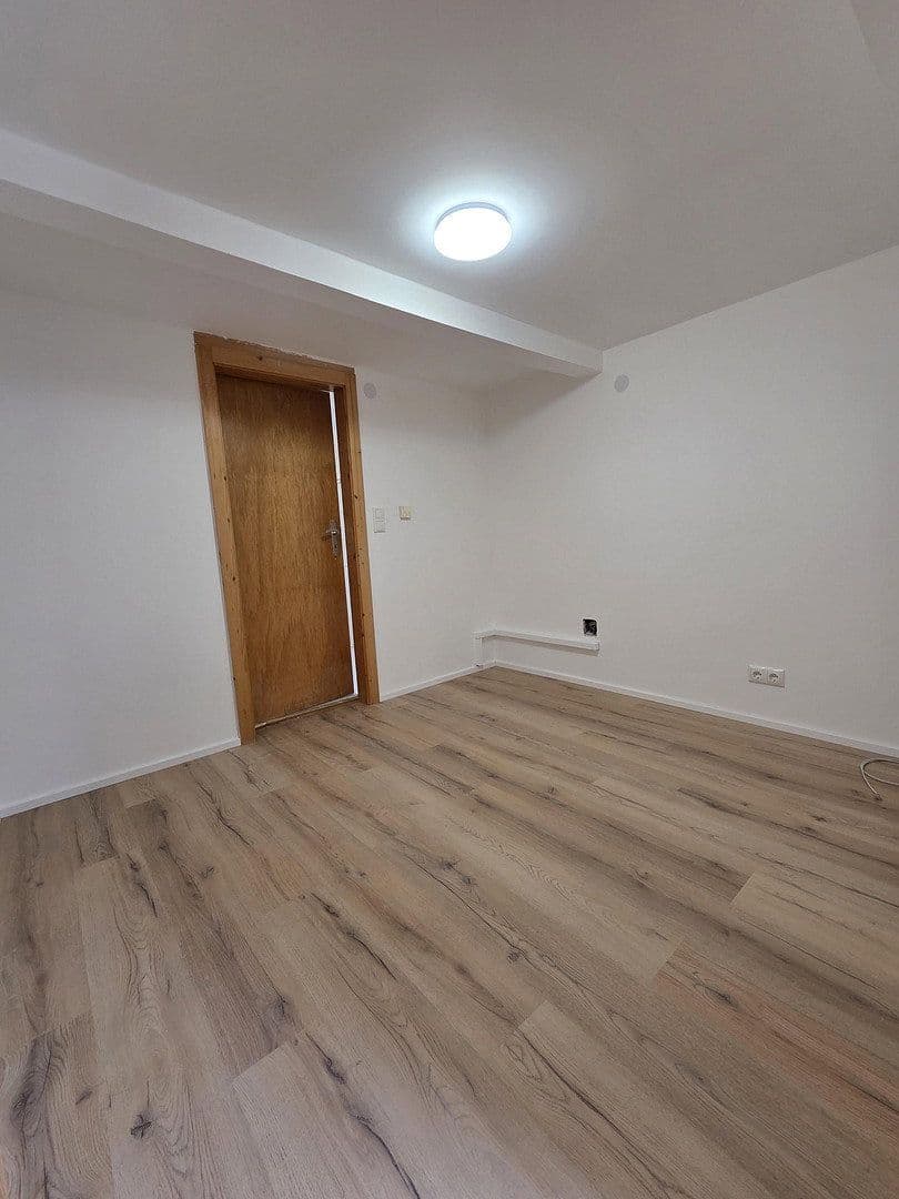 Pronájem bytu 5+1 125 m², Bahnhofstraße 5, Arnstein, Bavorsko Pronájem bytu 5+1 125 m², Bahnhofstraße 5, Arnstein, Bavorsko