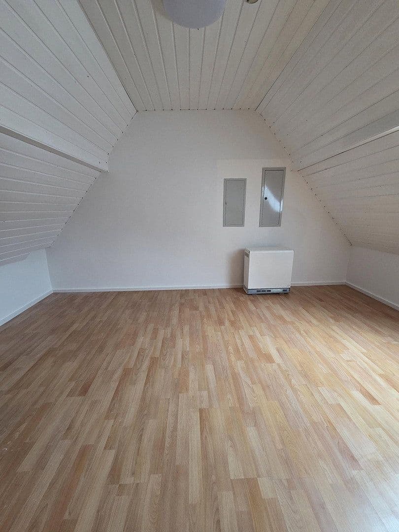 Pronájem bytu 5+1 125 m², Bahnhofstraße 5, Arnstein, Bavorsko Pronájem bytu 5+1 125 m², Bahnhofstraße 5, Arnstein, Bavorsko