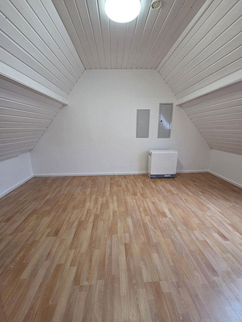 Pronájem bytu 5+1 125 m², Bahnhofstraße 5, Arnstein, Bavorsko Pronájem bytu 5+1 125 m², Bahnhofstraße 5, Arnstein, Bavorsko