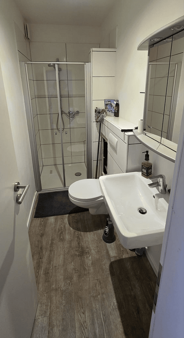 Pronájem bytu 1+1 27 m², Gladbacher Straße 454, Viersen, Severní Porýní-Vestfálsko Pronájem bytu 1+1 27 m², Gladbacher Straße 454, Viersen, Severní Porýní-Vestfálsko