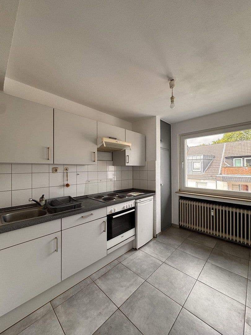 Pronájem bytu 1+1 37 m², Mauenheimer Str. 125, Köln, Severní Porýní-Vestfálsko Pronájem bytu 1+1 37 m², Mauenheimer Str. 125, Köln, Severní Porýní-Vestfálsko