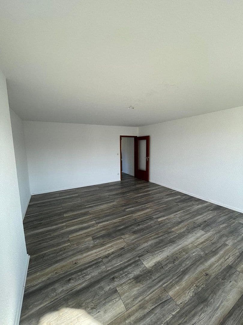 Pronájem bytu 2+1 60 m², Hunoldstraße 55, Hameln, Dolní Sasko Pronájem bytu 2+1 60 m², Hunoldstraße 55, Hameln, Dolní Sasko