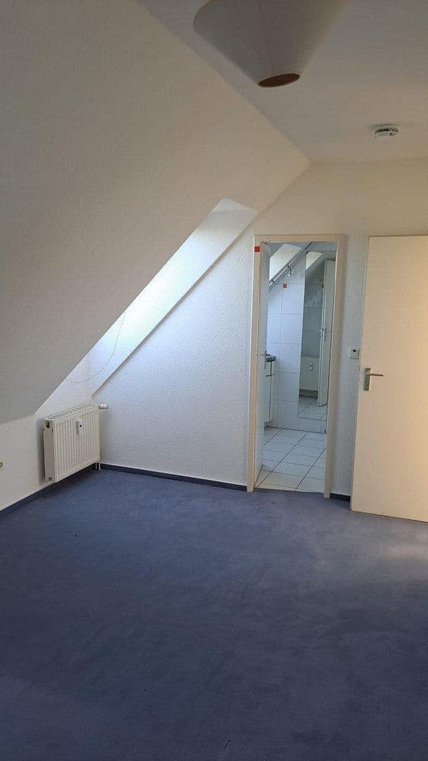 Prodej bytu 3+1 90 m², Ricarda-Huch-Straße 31, Bremen, Bremen Prodej bytu 3+1 90 m², Ricarda-Huch-Straße 31, Bremen, Bremen