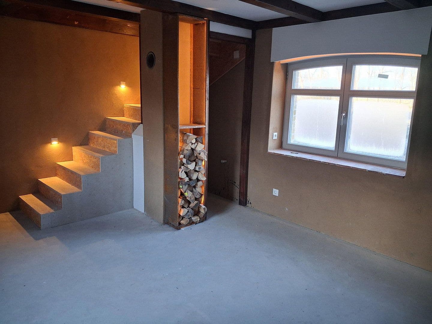 Prodej domu 275 m², pozemek 9.845 m², Behren-Lübchin, Mecklenburg-Vorpommern Prodej domu 275 m², pozemek 9.845 m², Behren-Lübchin, Mecklenburg-Vorpommern