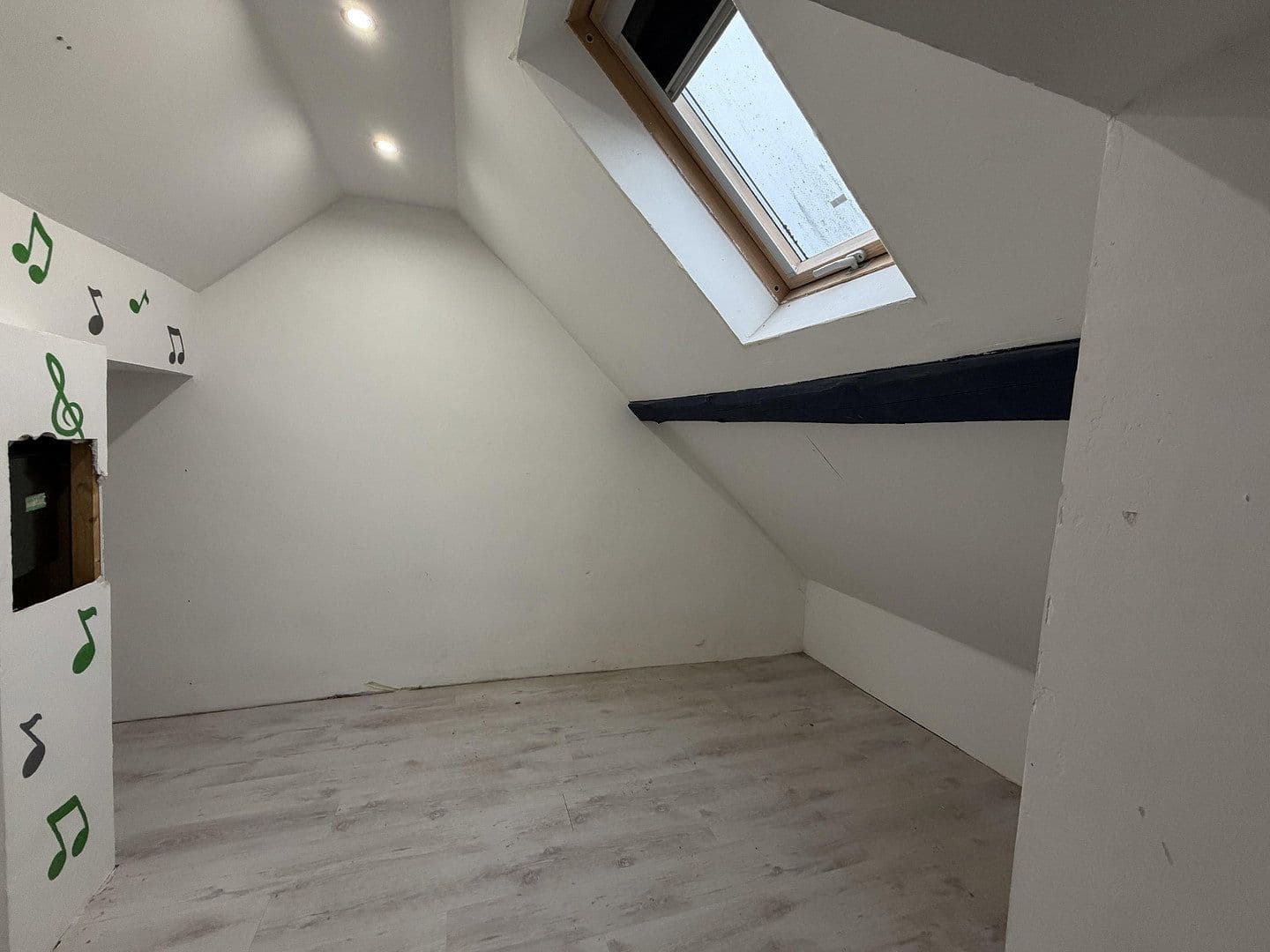 Prodej domu 120 m², pozemek 120 m², Breslauer Straße 2, Merchweiler, Země Sársko Prodej domu 120 m², pozemek 120 m², Breslauer Straße 2, Merchweiler, Země Sársko