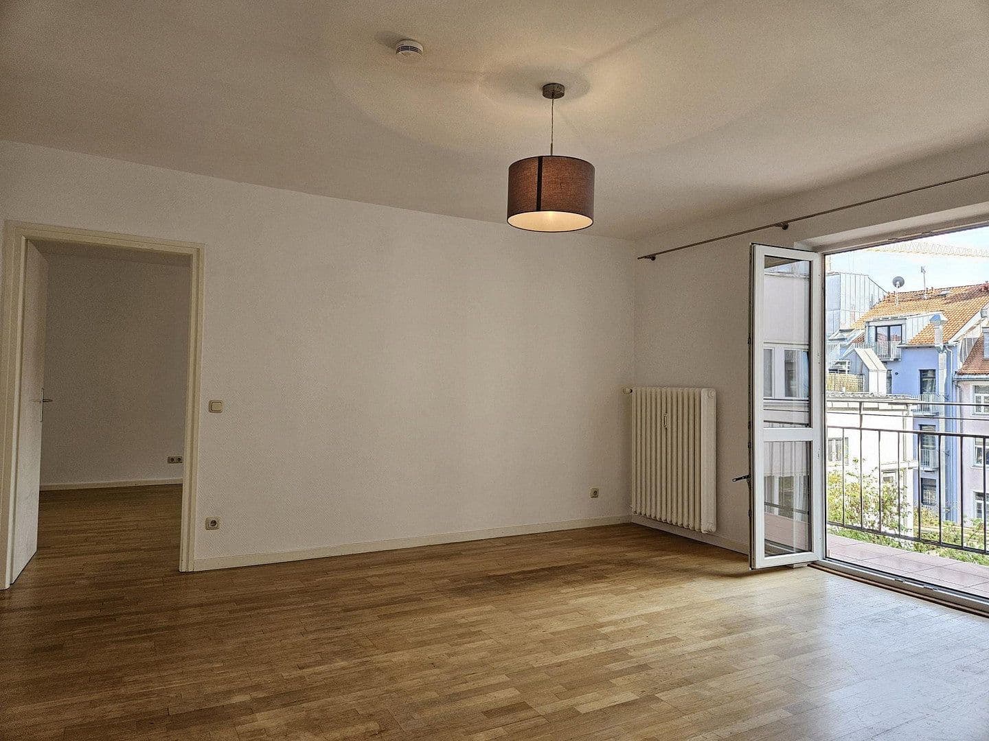 Pronájem bytu 2+1 73 m², Paul-Heyse-Str.19, München, Bavorsko Pronájem bytu 2+1 73 m², Paul-Heyse-Str.19, München, Bavorsko