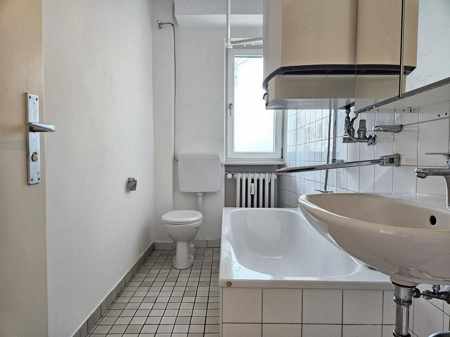 Pronájem bytu 2+1 73 m², Paul-Heyse-Str.19, München, Bavorsko Pronájem bytu 2+1 73 m², Paul-Heyse-Str.19, München, Bavorsko