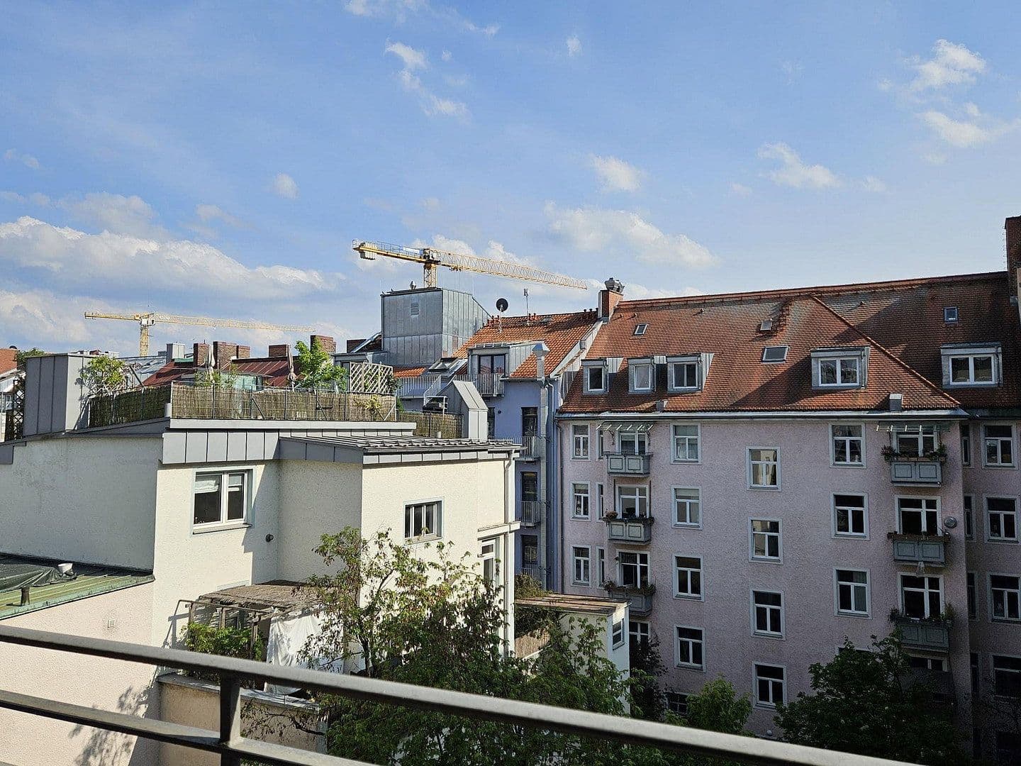 Pronájem bytu 2+1 73 m², Paul-Heyse-Str.19, München, Bavorsko Pronájem bytu 2+1 73 m², Paul-Heyse-Str.19, München, Bavorsko