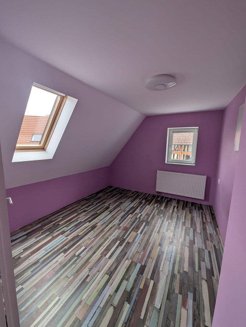 Prodej domu 100 m², pozemek 109 m², Ermstalstraße 32, Münsingen, Bádensko-Württembersko Prodej domu 100 m², pozemek 109 m², Ermstalstraße 32, Münsingen, Bádensko-Württembersko