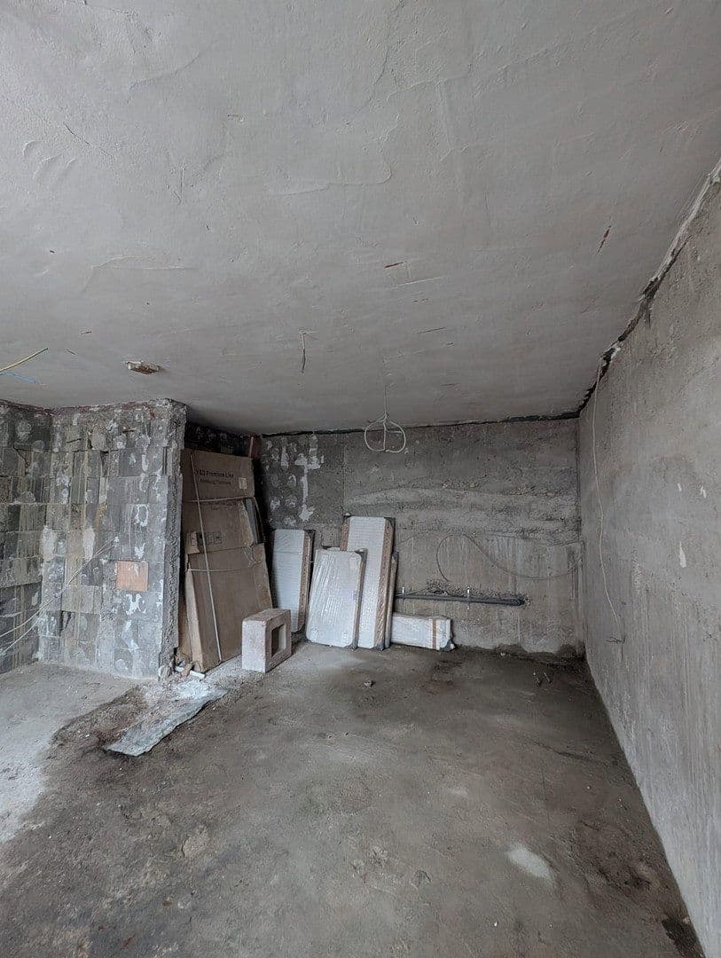 Prodej domu 100 m², pozemek 109 m², Ermstalstraße 32, Münsingen, Bádensko-Württembersko Prodej domu 100 m², pozemek 109 m², Ermstalstraße 32, Münsingen, Bádensko-Württembersko