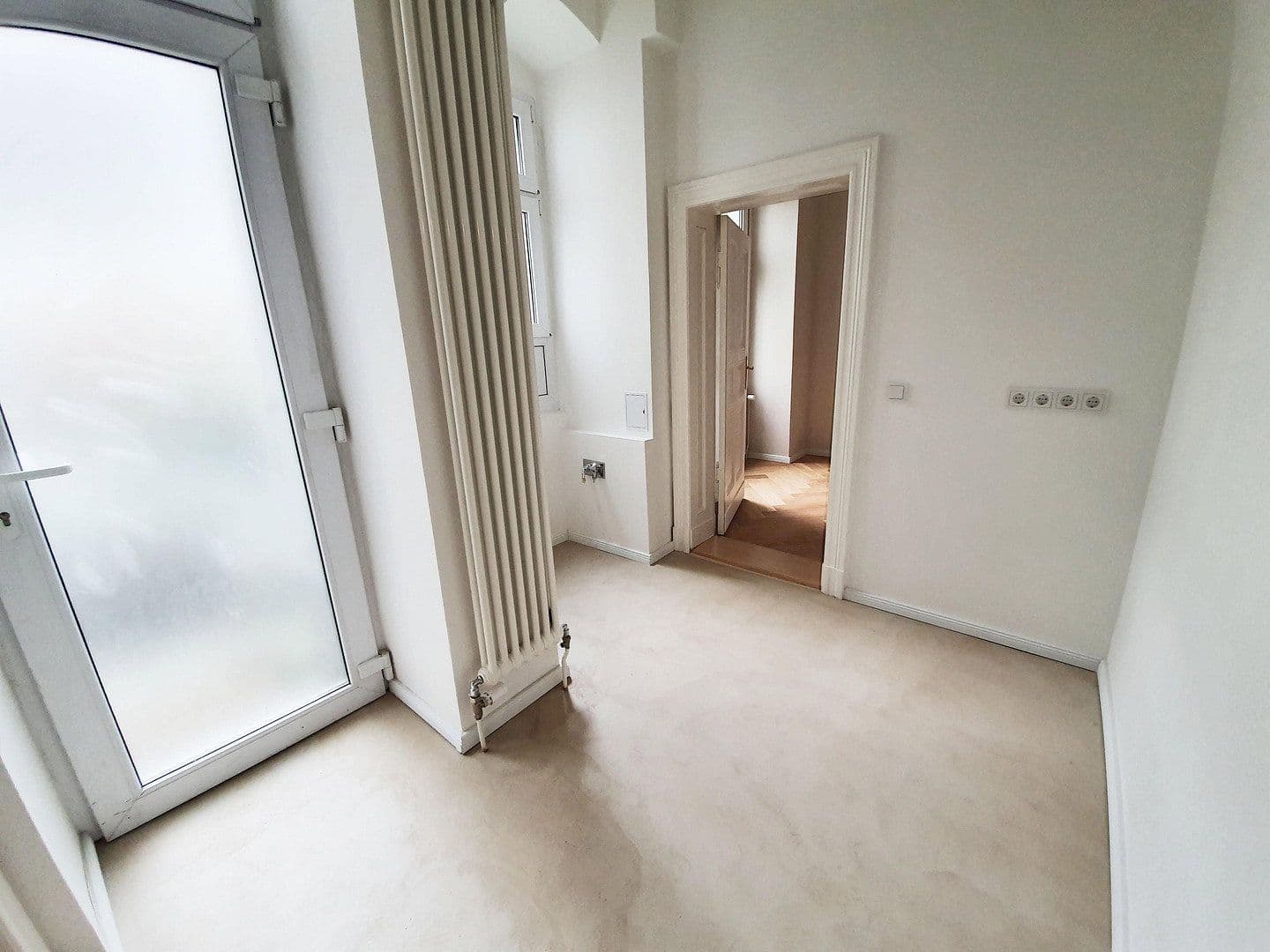 Pronájem bytu 3+1 104 m², Herderstraße 5, Berlin, Berlín Pronájem bytu 3+1 104 m², Herderstraße 5, Berlin, Berlín