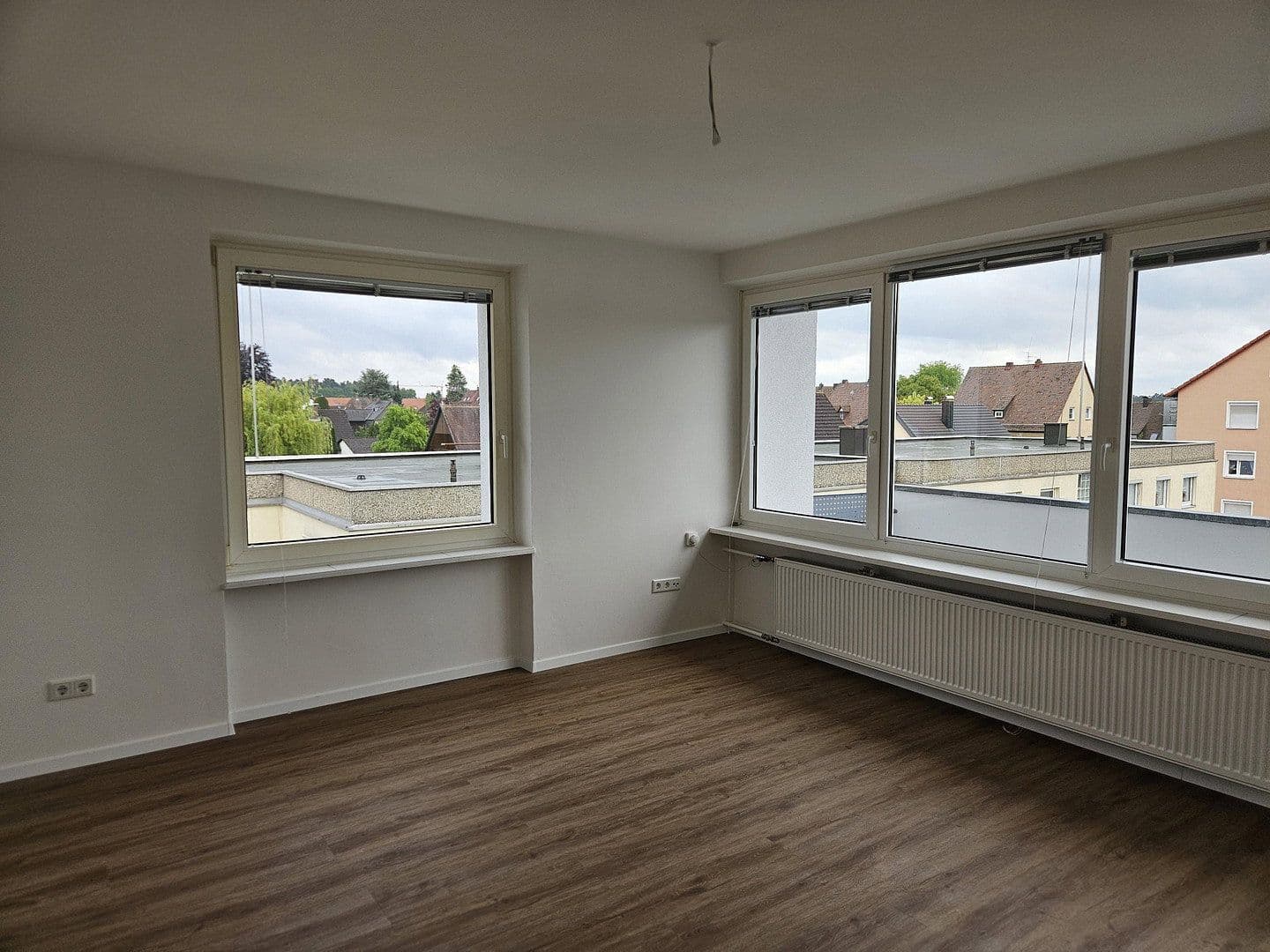 Pronájem bytu 3+1 78 m², Feucht, Bavorsko Pronájem bytu 3+1 78 m², Feucht, Bavorsko