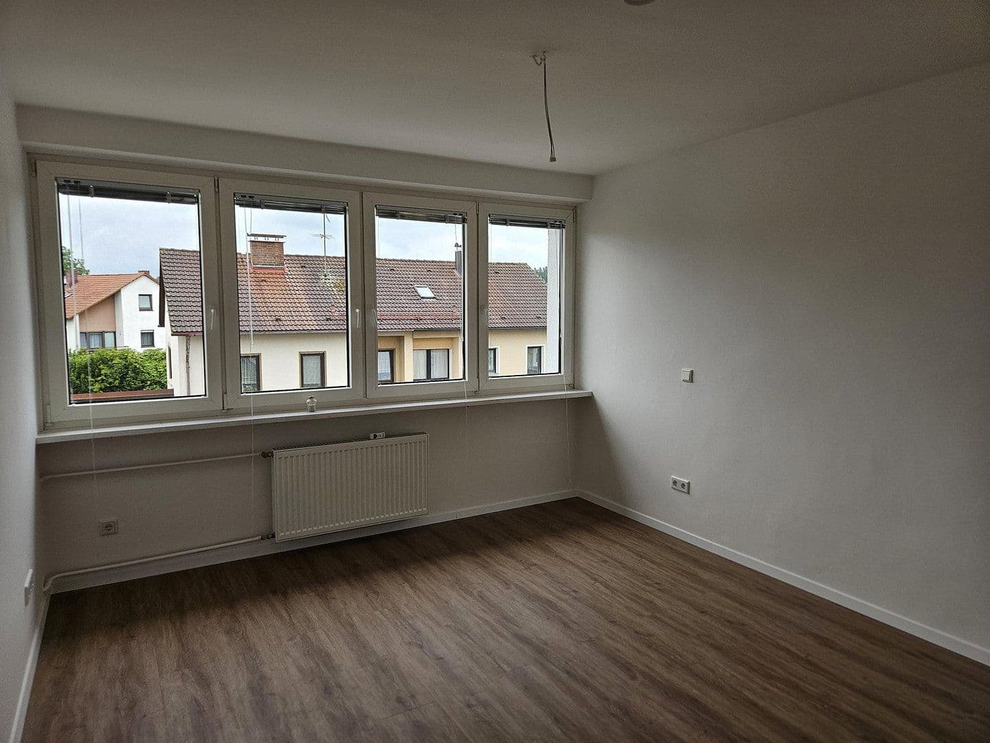 Pronájem bytu 3+1 78 m², Feucht, Bavorsko Pronájem bytu 3+1 78 m², Feucht, Bavorsko