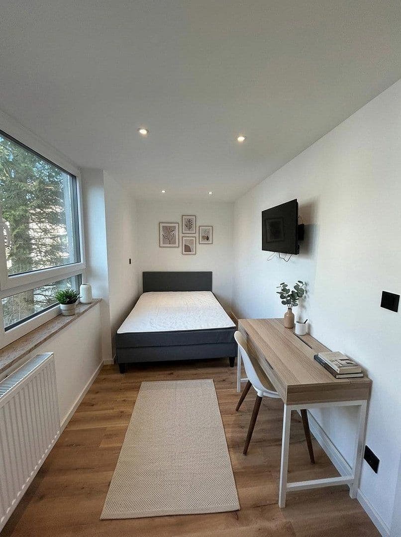 Pronájem bytu 4+1 13 m², Waldschulstr. 54, München, Bavorsko Pronájem bytu 4+1 13 m², Waldschulstr. 54, München, Bavorsko