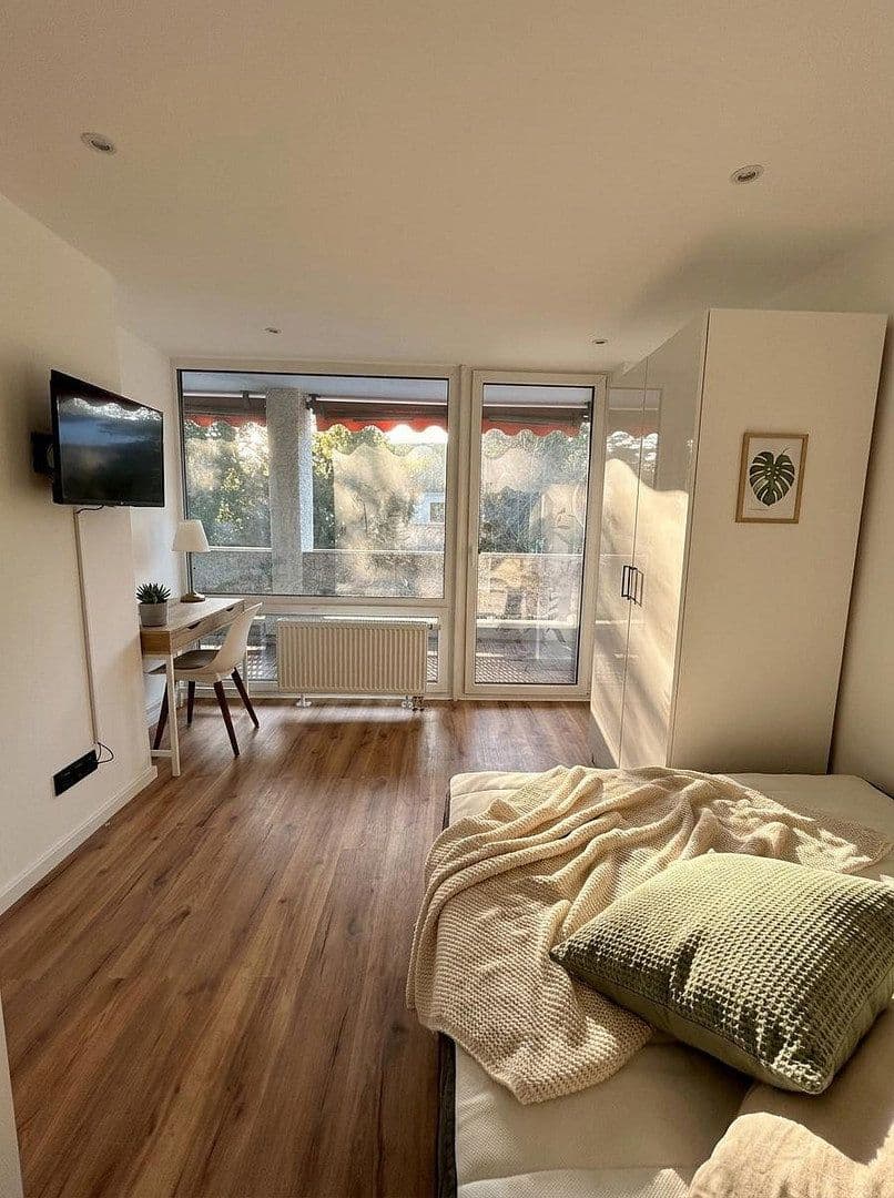 Pronájem bytu 4+1 13 m², Waldschulstr. 54, München, Bavorsko Pronájem bytu 4+1 13 m², Waldschulstr. 54, München, Bavorsko