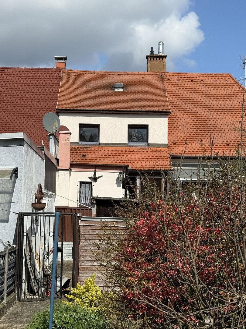Prodej domu 84 m², pozemek 395 m², Hardtstraße 19, Bruchsal, Bádensko-Württembersko Prodej domu 84 m², pozemek 395 m², Hardtstraße 19, Bruchsal, Bádensko-Württembersko