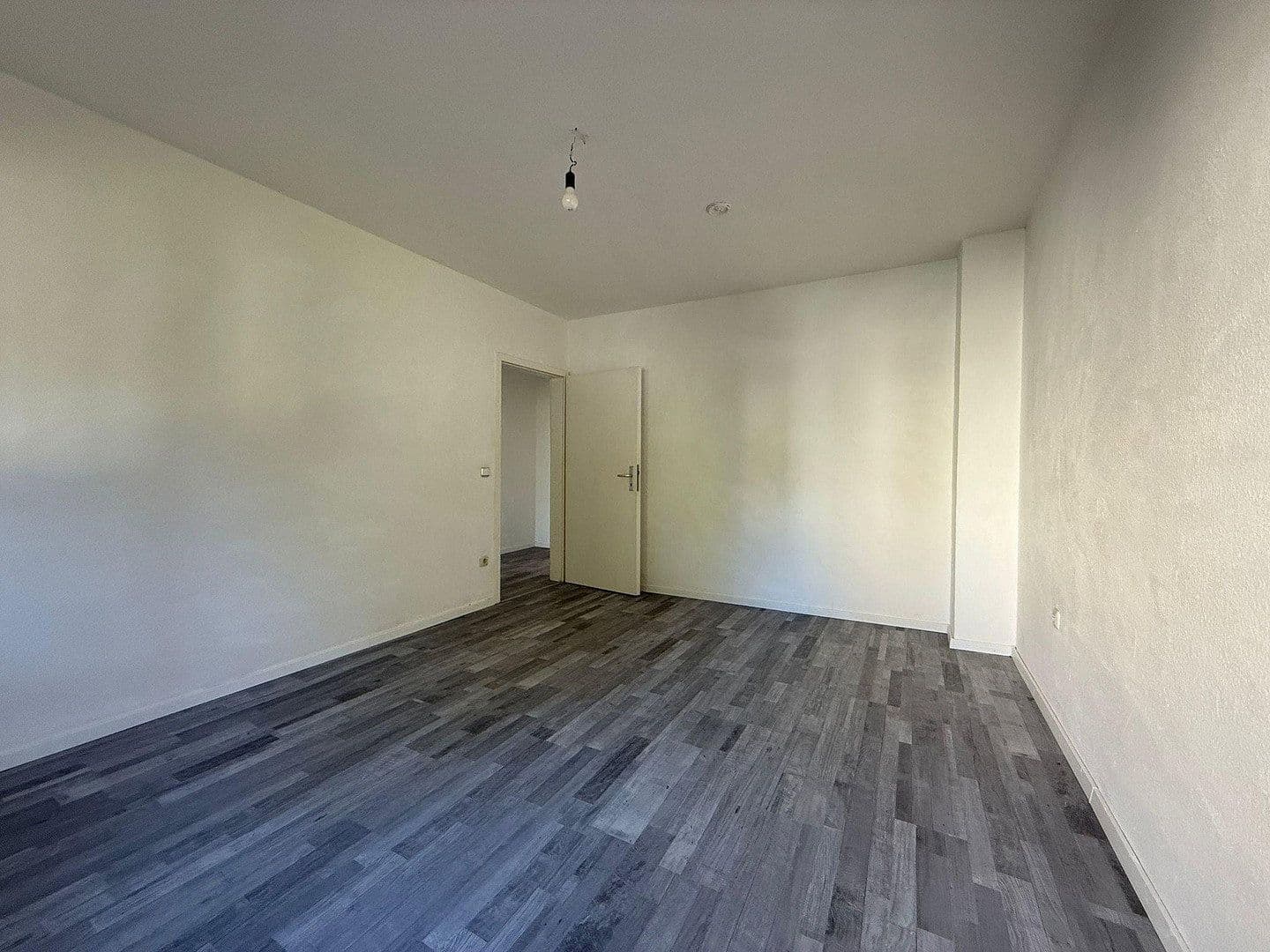 Pronájem bytu 2+1 46 m², Hegenbeckstr. 26, Essen, Severní Porýní-Vestfálsko Pronájem bytu 2+1 46 m², Hegenbeckstr. 26, Essen, Severní Porýní-Vestfálsko