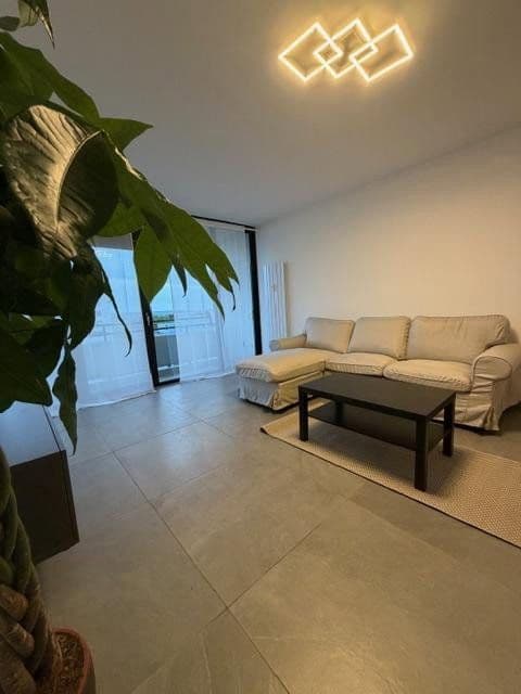 Prodej bytu 2+1 65 m², Erich-Ollenhauer-Str. 32e, Wiesbaden, Hessen Prodej bytu 2+1 65 m², Erich-Ollenhauer-Str. 32e, Wiesbaden, Hessen