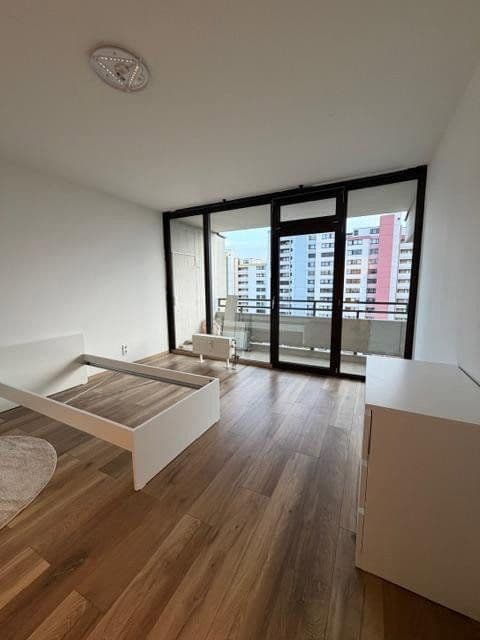 Prodej bytu 2+1 65 m², Erich-Ollenhauer-Str. 32e, Wiesbaden, Hessen Prodej bytu 2+1 65 m², Erich-Ollenhauer-Str. 32e, Wiesbaden, Hessen